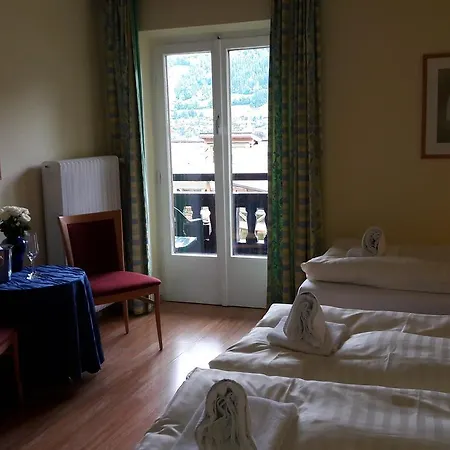 Hotel Karlberger 3*